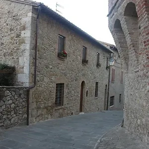 Porta Di Sopra Castiglione dʼOrcia